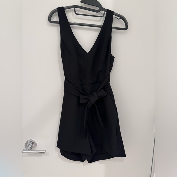 Wilfred Aperture Romper - Picture 1 of 5